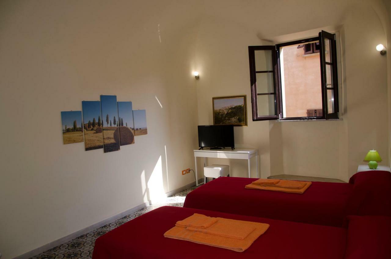 Volterracentro Apartment Bagian luar foto