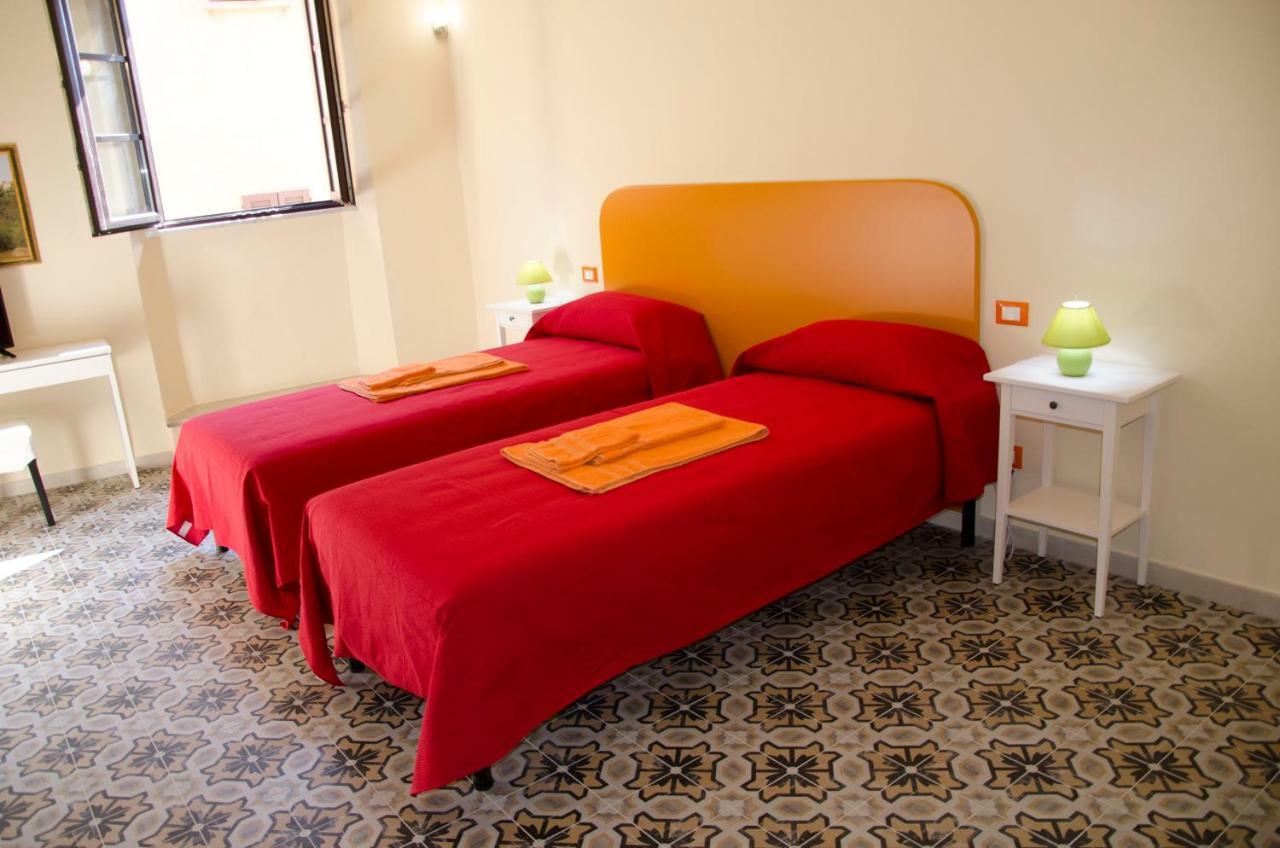 Volterracentro Apartment Bagian luar foto